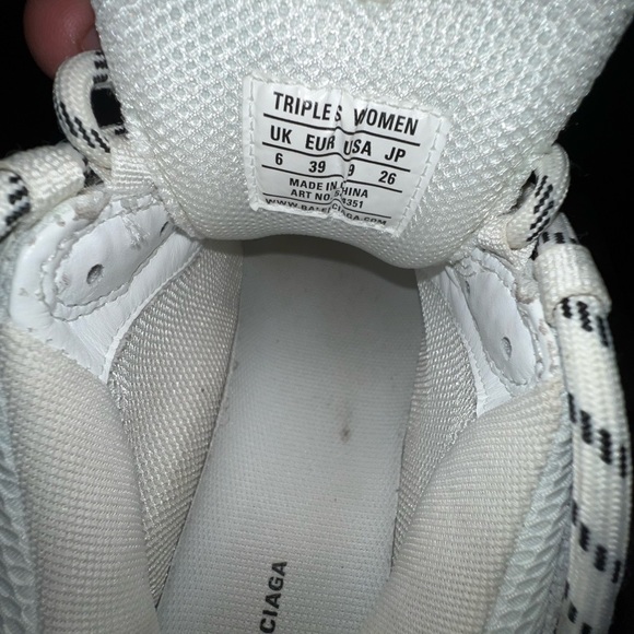 Balenciaga triple S - Picture 10 of 13